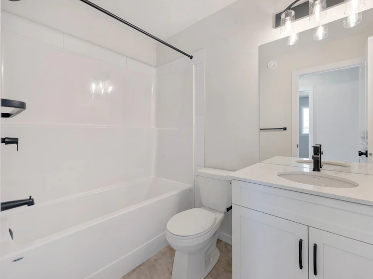 8418 228a Street NW, Edmonton, AB, T5T 4A3 - 27