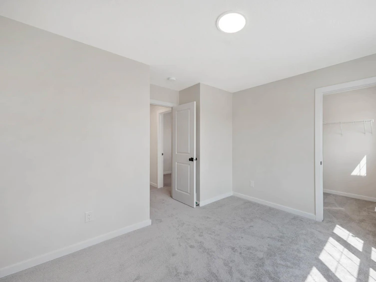 8418 228a Street NW, Edmonton, AB, T5T 4A3 - 29