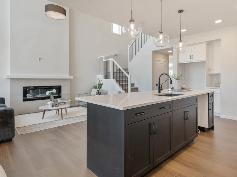 8418 228a Street NW, Edmonton, AB, T5T 4A3 - 9