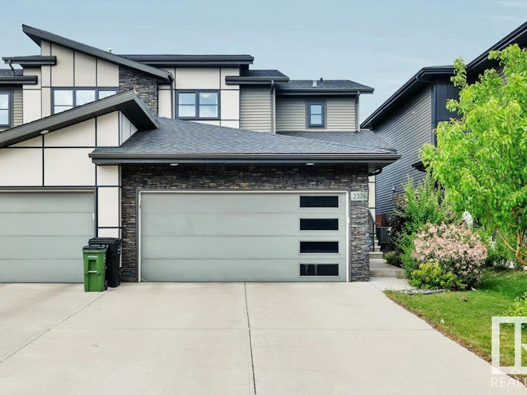 2374 Ware Crescent, Edmonton, AB, T6W 2V1
