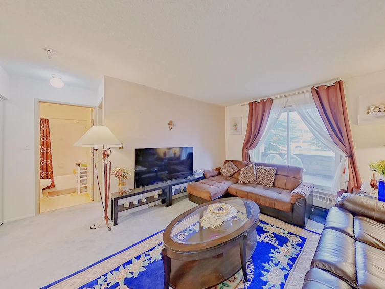 107-2508 50 Street NW, Edmonton, AB, T6L 6X9 - 6