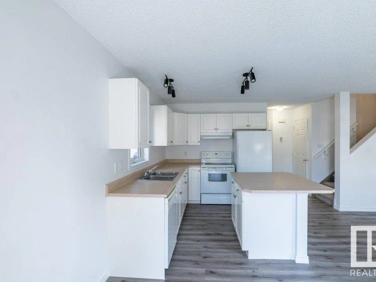 10-4020 21 Street, Edmonton, AB, T6T 1T8 - 7