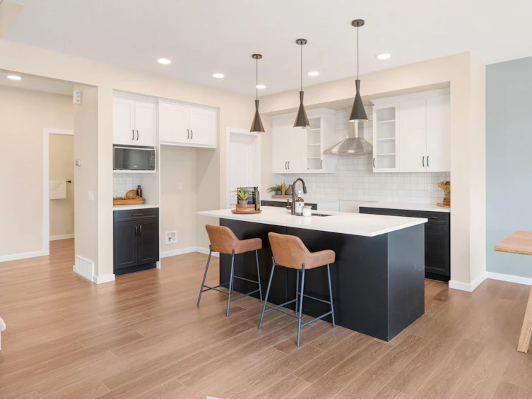2511 210 Street NW, Edmonton, AB, T6M 2M7