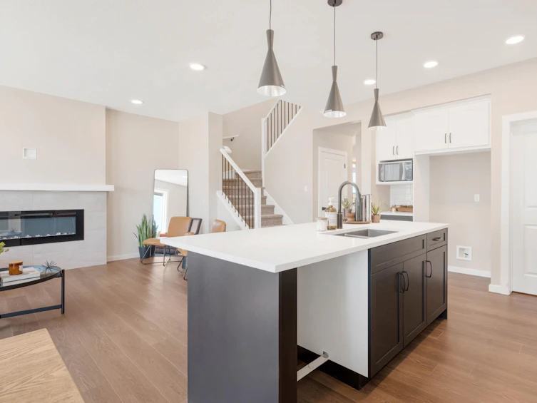 2511 210 Street NW, Edmonton, AB, T6M 2M7 - 6