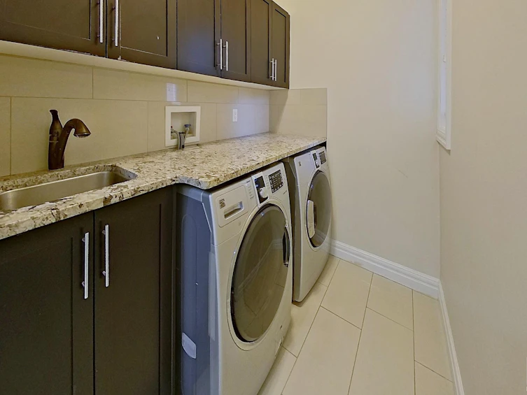 17403 110st, Edmonton, AB, T5X 0C5 - 51