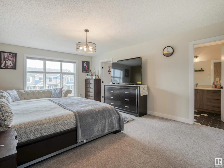 5320 22 Avenue SW, Edmonton, AB, T6X 2H8 - 33