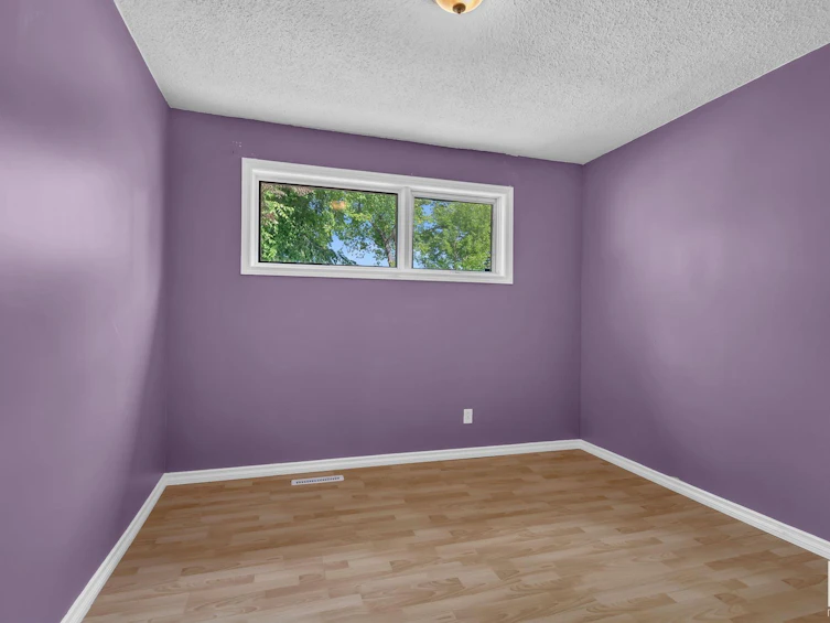 12244 77 Street, Edmonton, AB, T5B 2H1 - 9