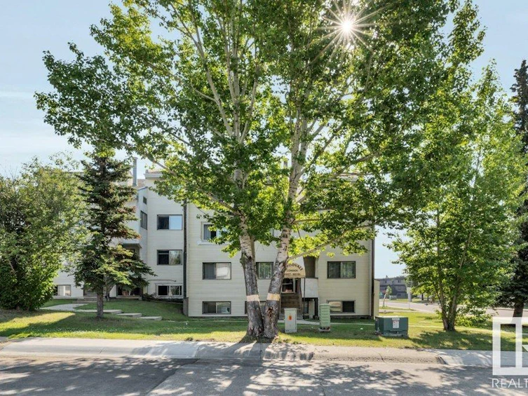 102-3507 60 Street, Edmonton, AB, T6L 2H2 - 2