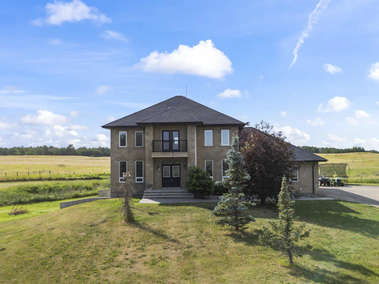 7210 2 Street, Edmonton, AB, T6X 2P8