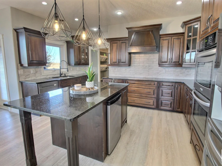 7210 2 Street, Edmonton, AB, T6X 2P8 - 9