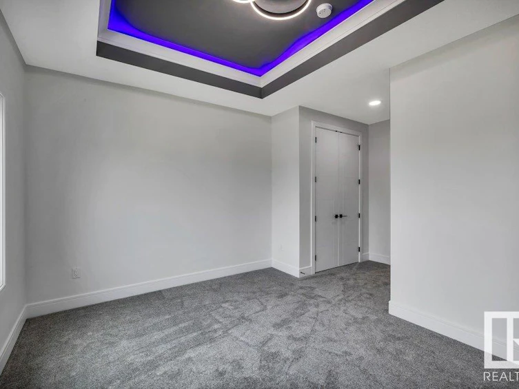 15003 14 Street, Edmonton, AB, T5Y 3R5 - 50