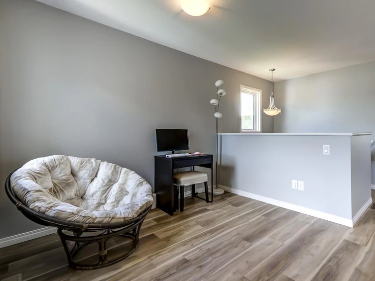 20515 128 Avenue NW, Edmonton, AB, T5S 0L8 - 25