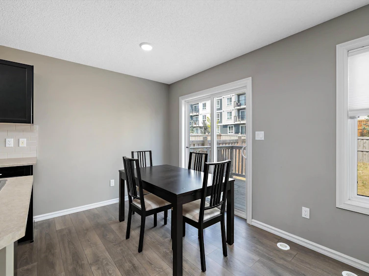 21906 91 Avenue, Edmonton, AB, T5T 6Z5 - 11
