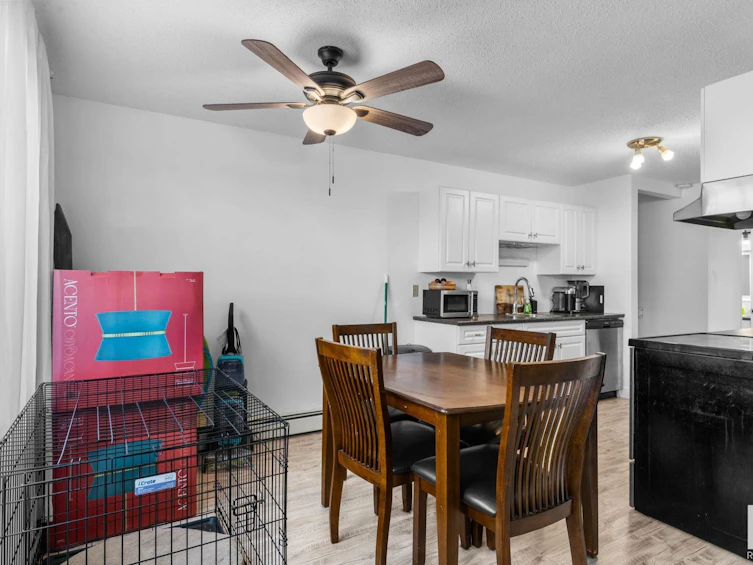 111-7815 159 Street NW, Edmonton, AB, T5R 2E1 - 12