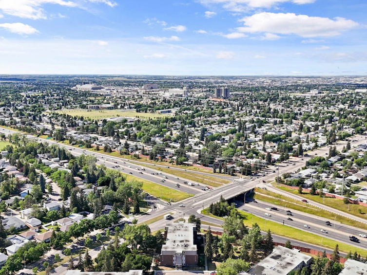 111-7815 159 Street NW, Edmonton, AB, T5R 2E1 - 32