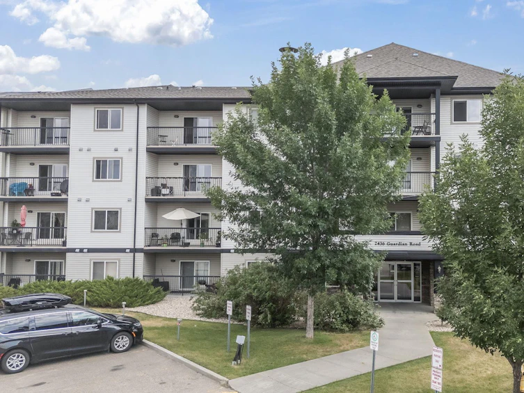 131-2436 Guardian Road NW, Edmonton, AB, T5T 2P5