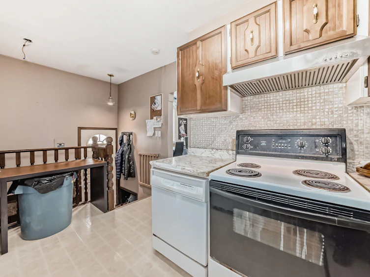 12213 94 Street, Edmonton, AB, T5G 1K2 - 13
