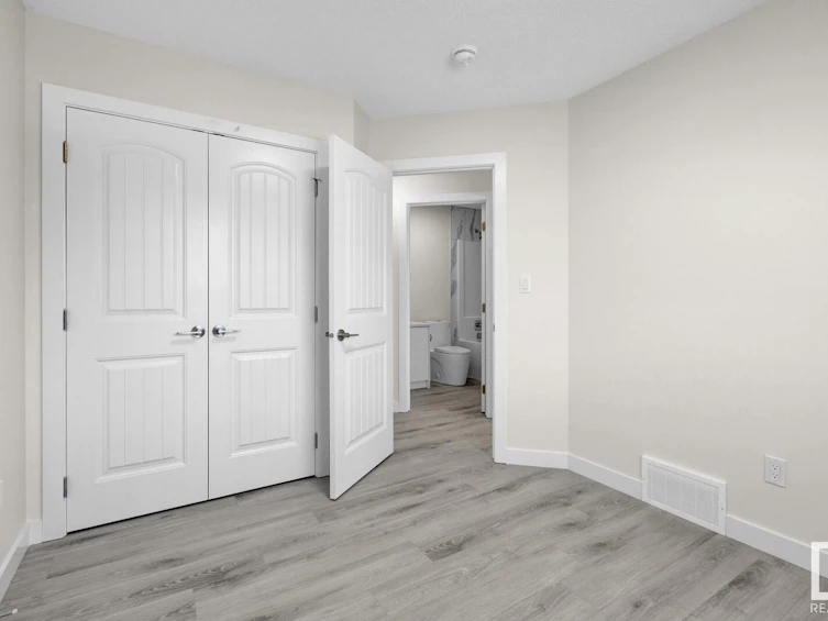12740 130 Street, Edmonton, AB, T5L 1L2 - 30