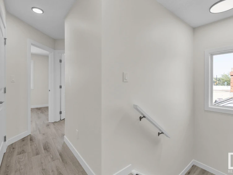 12742 130 Street, Edmonton, AB, T5L 1L2 - 21