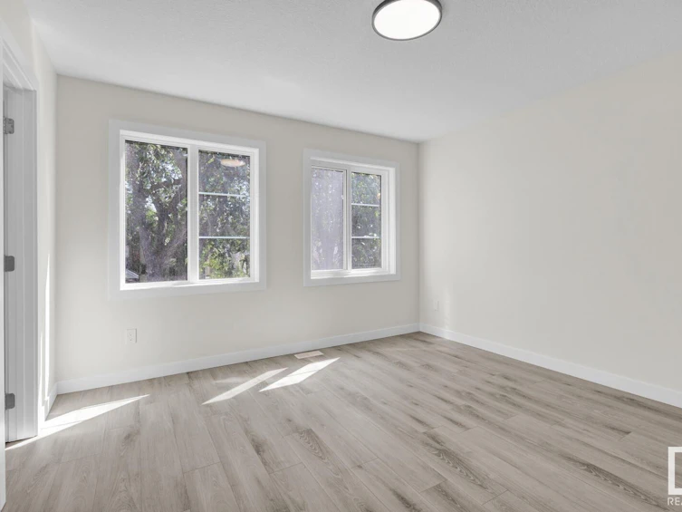 12742 130 Street, Edmonton, AB, T5L 1L2 - 27