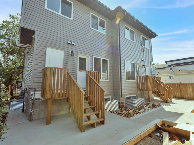 12742 130 Street, Edmonton, AB, T5L 1L2 - 45