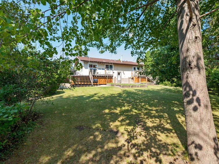 5409 35 Avenue, Edmonton, AB, T6L 1C5 - 16
