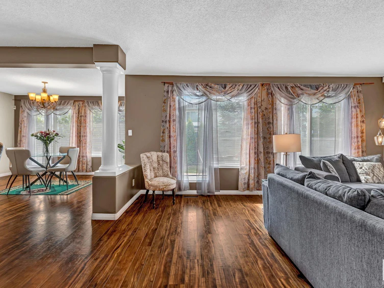 1104 116a Street, Edmonton, AB, T6J 6Y7 - 8