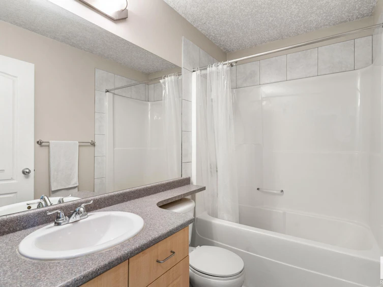11822 78 Street, Edmonton, AB, T5B 2J4 - 30