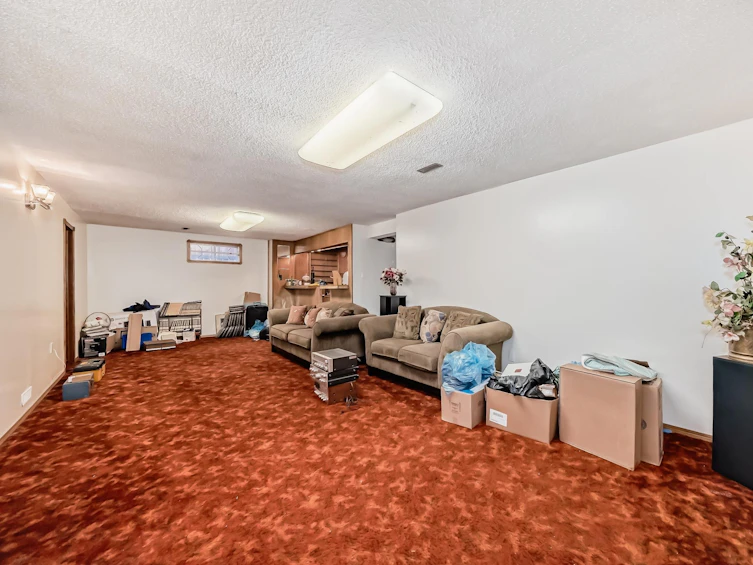 2424 83 Street NW, Edmonton, AB, T6K 3G8 - 28