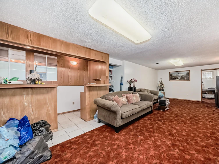 2424 83 Street NW, Edmonton, AB, T6K 3G8 - 29