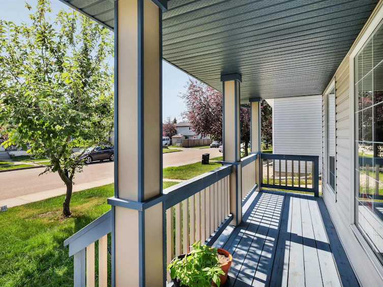 2114 37 Avenue, Edmonton, AB, T6T 1S2 - 6