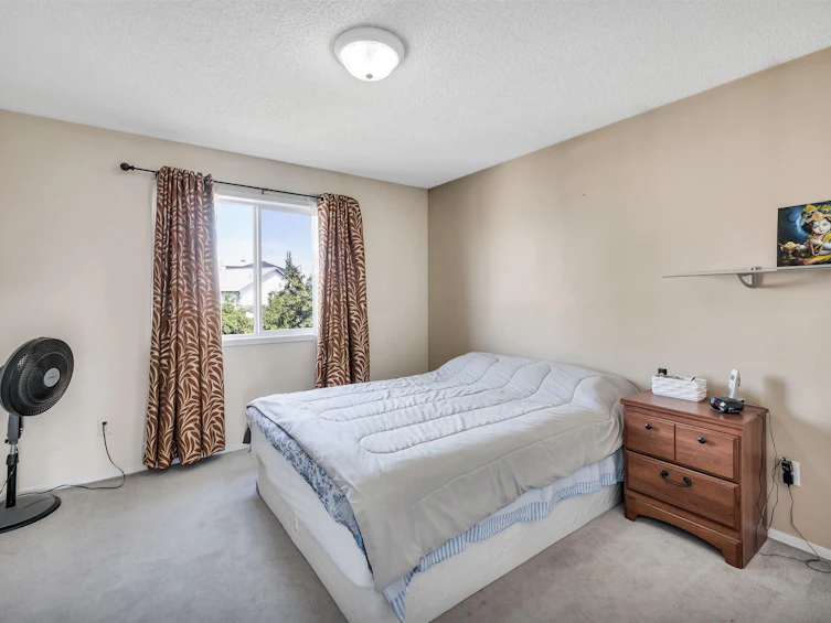 2114 37 Avenue, Edmonton, AB, T6T 1S2 - 25