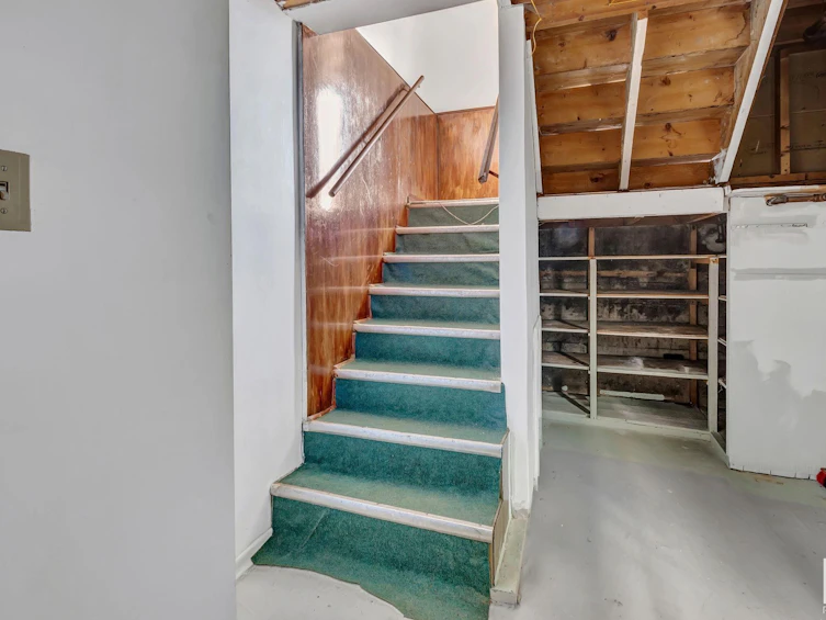 9616 110a Avenue, Edmonton, AB, T5H 1J9 - 11