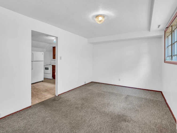 9616 110a Avenue, Edmonton, AB, T5H 1J9 - 12
