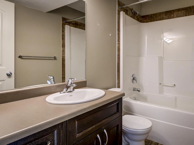 6 Woodhill Lane, Fort Saskatchewan, AB, T8L 0J9 - 38