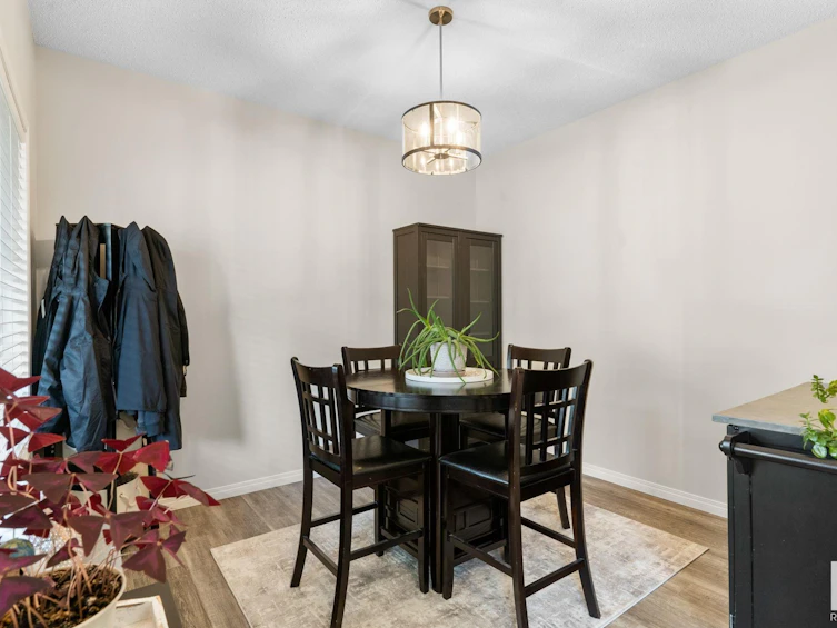1680 Tomlinson Common, Edmonton, AB, T6R 3J3 - 6