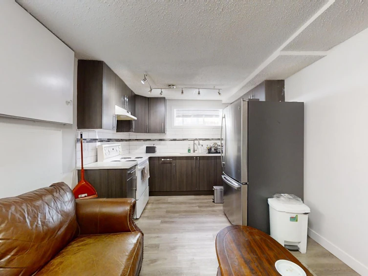 14524 32st, Edmonton, AB, T5Y 2K5 - 33
