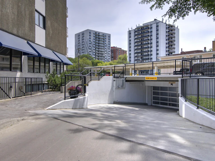 1708-10045 117 Street, Edmonton, AB, T5K 1W8 - 8