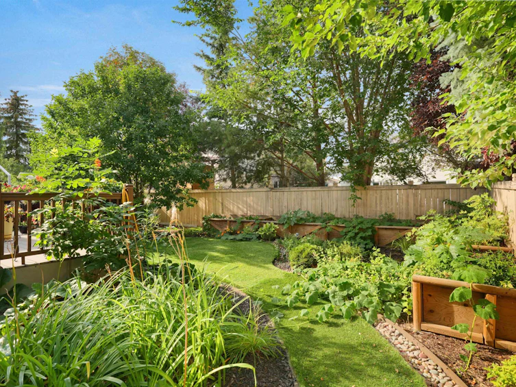 11514 13 Avenue, Edmonton, AB, T6J 7A3 - 30