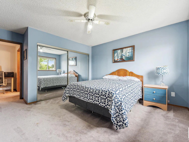 28 Pineview Drive, St. Albert, AB, T8N 4S9 - 28