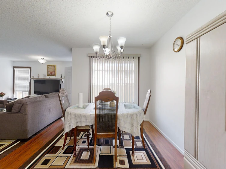 2940 36st, Edmonton, AB, T6L 5H4 - 10