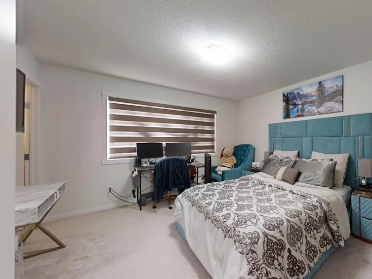 17312 49 Street NW, Edmonton, AB, T5Y 3V9 - 17