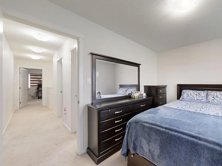 17312 49 Street NW, Edmonton, AB, T5Y 3V9 - 30