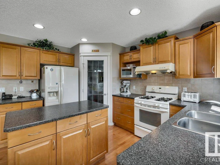1041 Rutherford Place, Edmonton, AB, T6W 1J5 - 20