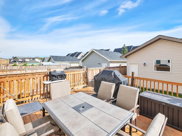9815 106 Avenue, Morinville, AB, T8R 2P1 - 40