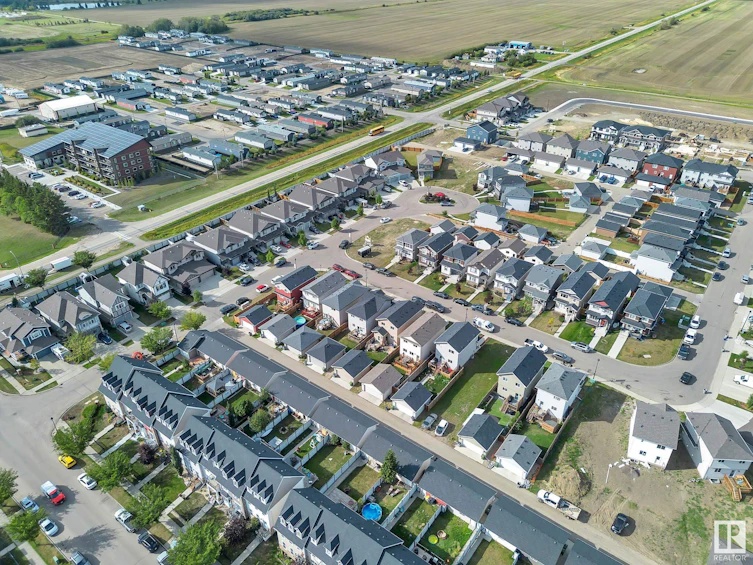 9815 106 Avenue, Morinville, AB, T8R 2P1 - 47