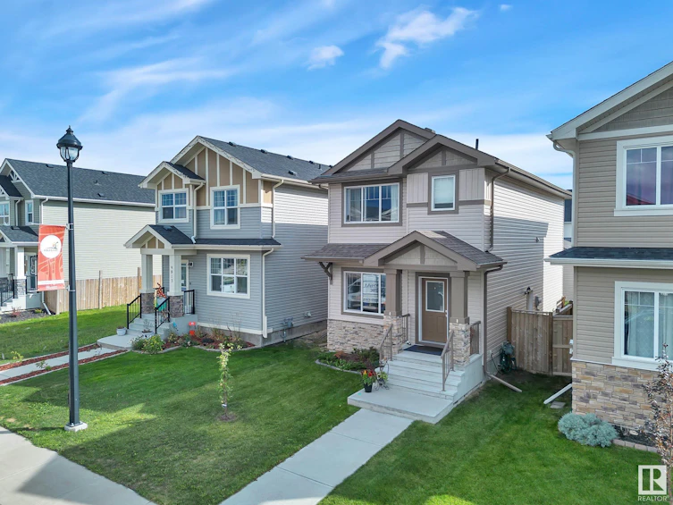 9815 106 Avenue, Morinville, AB, T8R 2P1 - 4