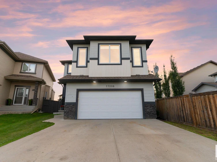 17208 78 Street, Edmonton, AB, T5Z 0E6