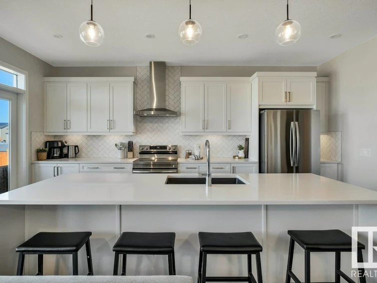 9340 226 Street, Edmonton, AB, T5T 7R5 - 12