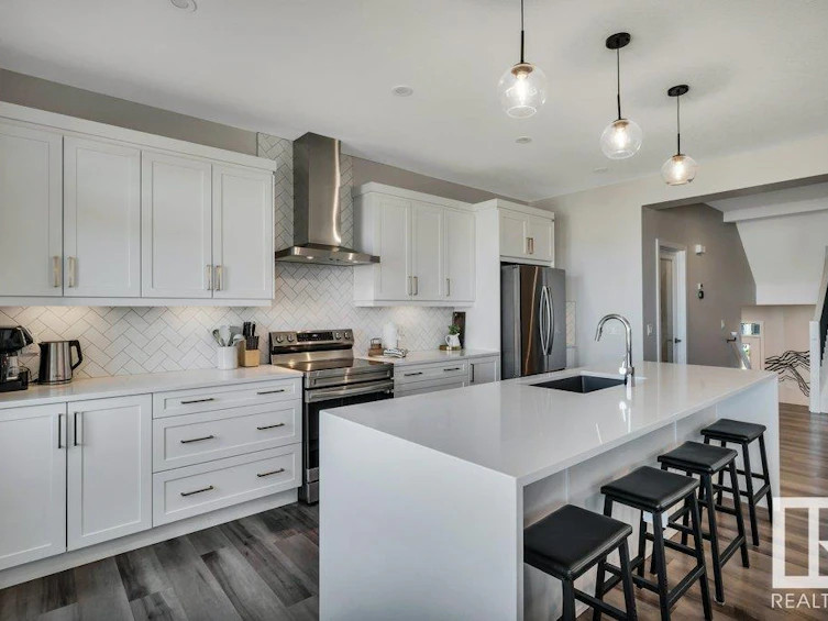 9340 226 Street, Edmonton, AB, T5T 7R5 - 13